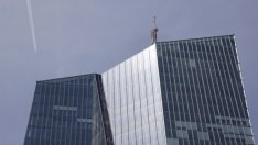 ЕЦБ: Банките ще продължат да затягат кредитните стандарти