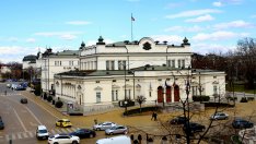 Асен Василев получи подкрепа от две парламентарни комисии за бюджета си