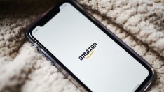 Amazon краде от рекламодателите на Facebook