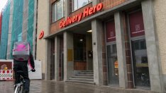 Доставчикът на храна Delivery Hero влиза през август в Dax 