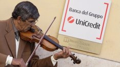 Печалбата на UniCredit надминава очакванията