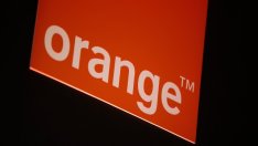 Orange предупреди, че продажбите ѝ ще продължат да спадат