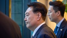 Южна Корея издаде заповед за арест на отстранения президент Юн Сук-йол