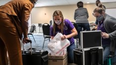 Дела за три щата - може ли Тръмп да спре преброяването на гласовете?