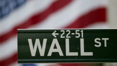 Apple предизвика разпродажби в технологичния сектор