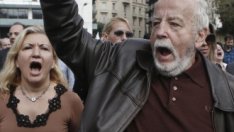 Гръцкият дълг може да стигне 136% от БВП през 2020 г. при оптимистичен сценарий