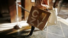 Април зарадва търговците с 5,4% ръст на оборотите