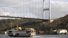 Турция продава правата за ползване на два от мостовете над Босфора