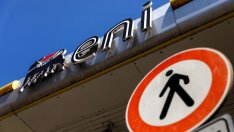 Италия продаде дял за 1,4 млрд. евро в Eni в стремежа да намали дълга си