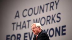 Дейвид Дейвис предупреди партньорите от ЕС да не отслабват Ситито целенасочено