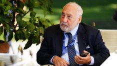 Стиглиц: Увеличаването на лихвите спира тласъка към зеления преход