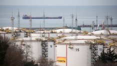 Бензинът в някои региони на Русия вече официално е по-скъп, отколкото в САЩ
