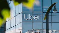 Новината за влизането в S&P 500 тласна нагоре цената на акциите на Uber