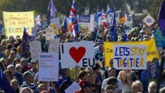 Стотици хиляди протестират в Лондон  за втори референдум