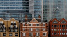 Британският имотен пазар е загубил близо 36 млрд. долара от стойността си