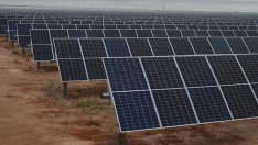 Соларните панели за първи път станаха основен енергоизточник в ЕС през юни