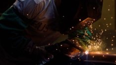 Изместването на снабдителните вериги от Китай ще струва 1 трлн. долара 