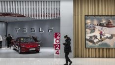 Tesla свива производството в Китай заради охлаждащите се продажби