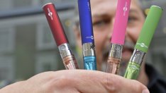 Американска фирма предлага електронни цигари и изпарители с истински тютюн