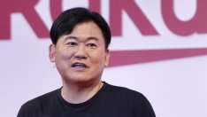 Основателят на Rakuten се забърка в скандал в най-неподходящото време