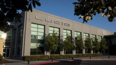 Бум от сделки записа най-горещото първо тримесечие от 20 години