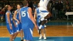 Частен съдебен изпълнител опитва да продаде за трети път зала "Универсиада"