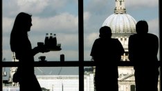 Кризата в индустрията в Германия се насочва и към сектора на услугите