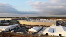 "Германската сага“ на Tesla все още е далеч от положителен завършек