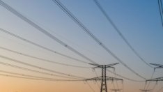 Правителството на Макрон даде обещание за цените на енергията преди изборите