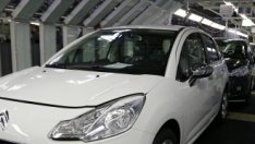 Френското индустриално производство се сви на фона на задълбочаващата се рецесия