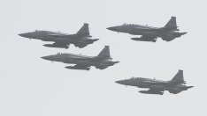 Пакистан и Иран си размениха ракетни удари, насочени към предполагаеми бази на терористи