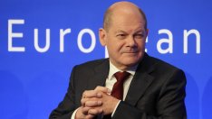 Германия се затваря в себе си, докато предизвикателствата в Европа се множат