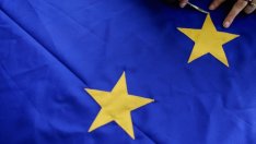 ЕК към Букурещ: Уверете се, че атикорупционните закони важат за всички