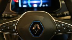 Renault: Дефицитът на чипове ще тежи на автомобилния сектор и през 2022 г.