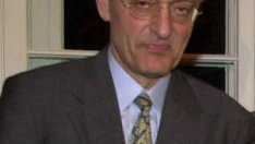 Проф. Манфред Нойман: Гърция трябва да се откаже от еврото