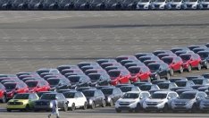 Продажбите на нови автомобили в България нарастват през март с 34%