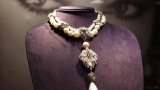 Перла на Лиз Тейлър бе продадена за рекордните 11,8 млн. долара