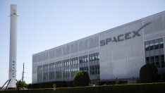 Дебютът на акциите на SpaceX може да се превърне в най-голямото IPO в историята