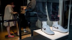 Акциите на Nike записаха рекорден 10-дневен борсов спад