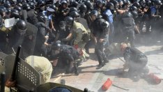 ЕС призова за сдържаност и диалог в Украйна