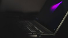 До 15 години затвор за гледане на екстремистко съдържание във Великобритания?