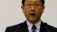 След срива в заводите Toyota отказва годишна прогноза