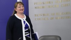 Сачева: Предсрочни избори - най-рано през декември