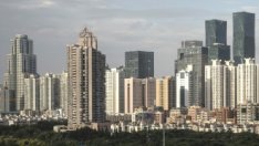 Продажбите на жилища в Китай започват да се възстановяват от срива