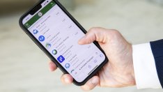 Приходите на Apple от приложенията са намалели през септември