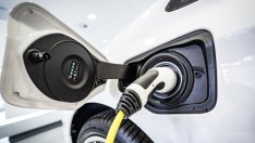 BMW ще увеличи зарядните станции в мрежата си в Китай до 360 хил.