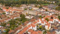 Нажеженият жилищен пазар създава нов риск за британската икономика