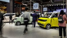 Компанията зад най-продавания електромобил в Китай се цели още по-високо