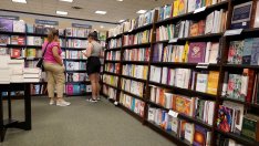 Потребителското доверие в САЩ расте до двугодишен връх през юли