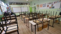 Правителството одобри забрана за използване на мобилни телефони в училищата